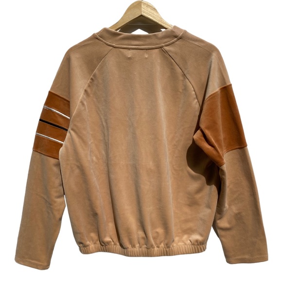 ⭐️HP NWT Juicy Couture Luxe Velour Raglan V Neck Sweater Beachwood Tan Large - Picture 7 of 12